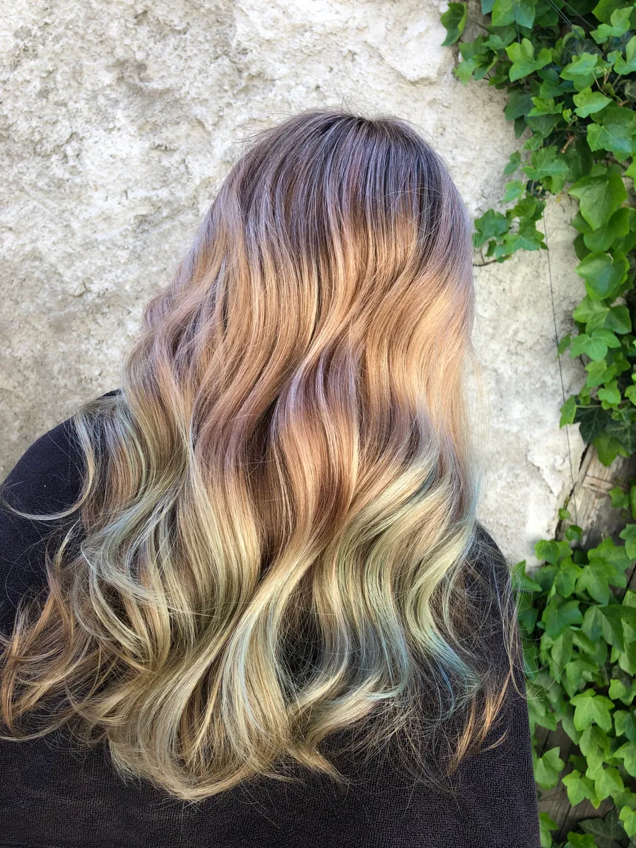 Lucrare salon 103